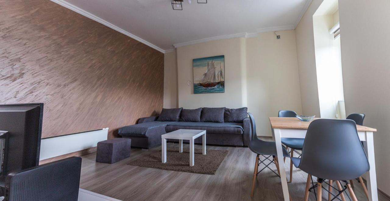 Dixy Apartman Belgrado Buitenkant foto