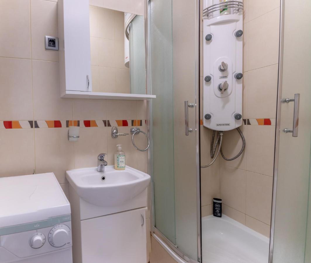 Dixy Apartman Belgrado Buitenkant foto