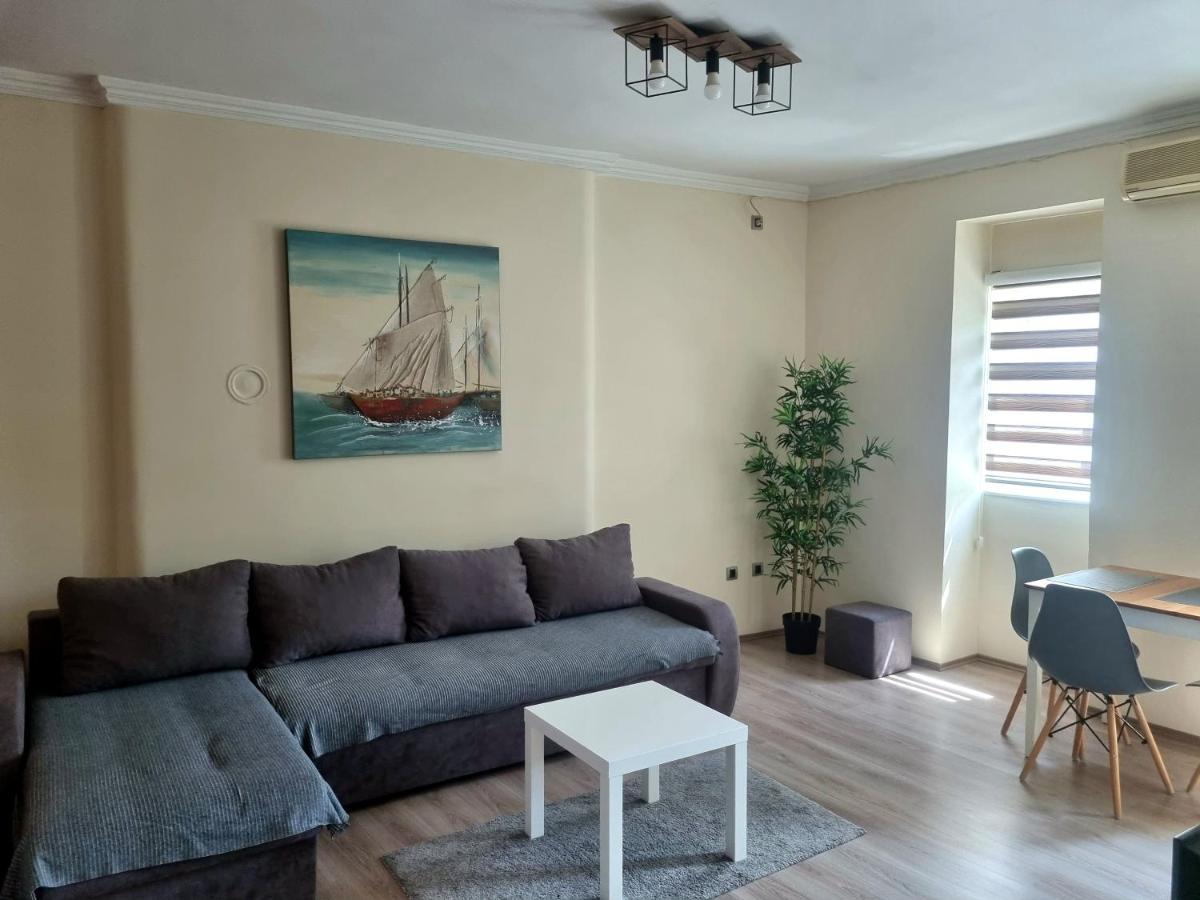 Dixy Apartman Belgrado Buitenkant foto